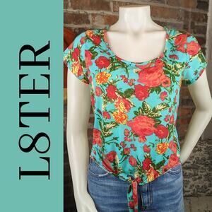 L8TER Crop Top Medium Aqua Red Floral Lace Tie Front Boho Hippie Short Sleeve